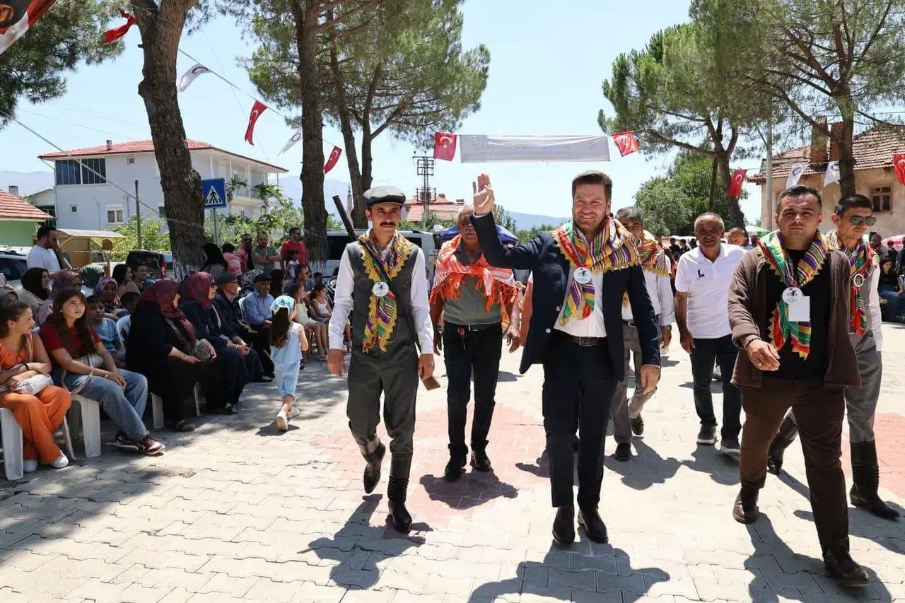 Tavas’ta Yörük rüzgarı: Binler kültürel mirası yaşatmak için bir araya geldi