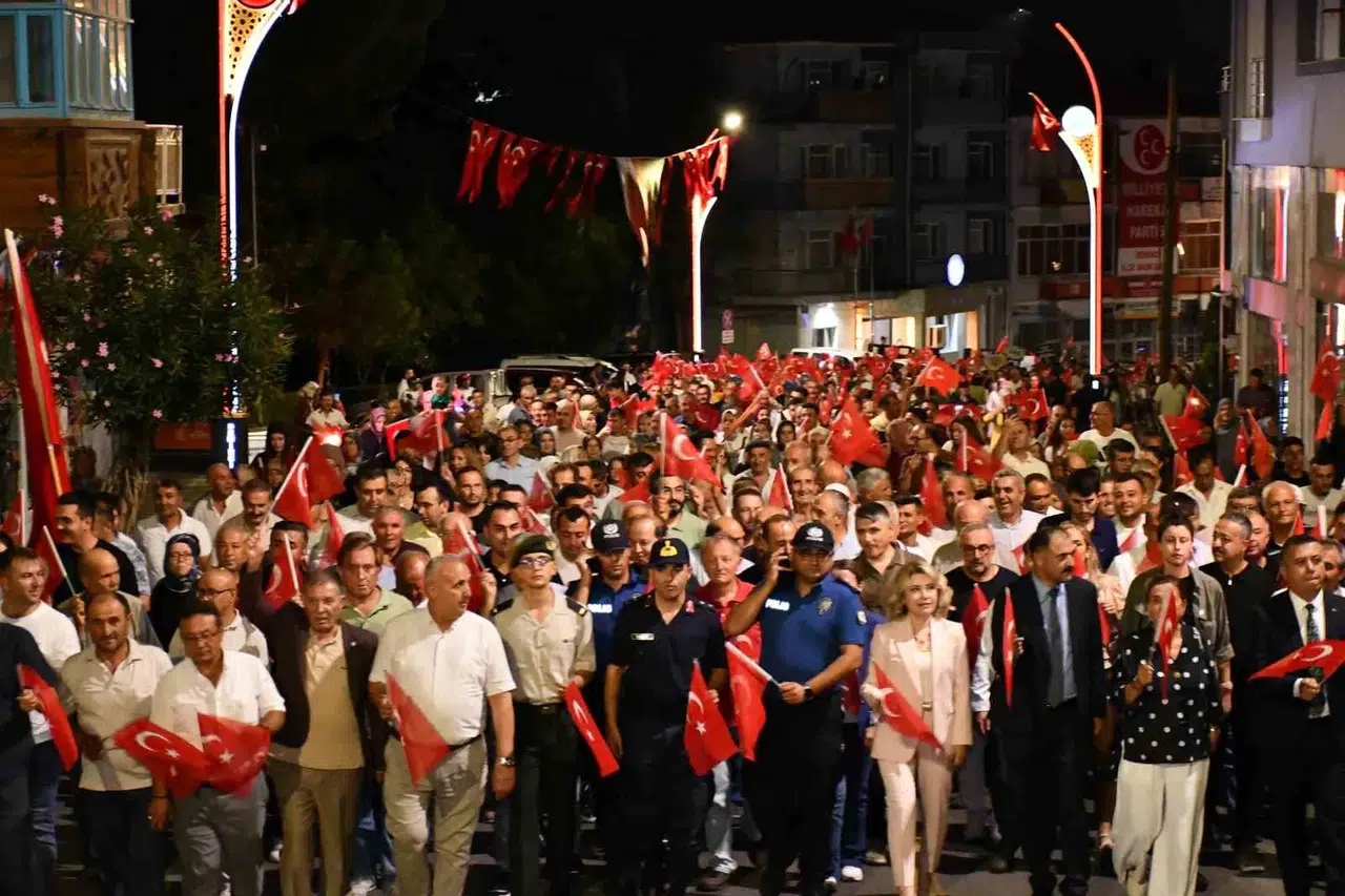 Demirci’de 5 Gün Sürecek Kurtuluş Coşkusu: Binlerce Kişi Tek Yürek Oldu