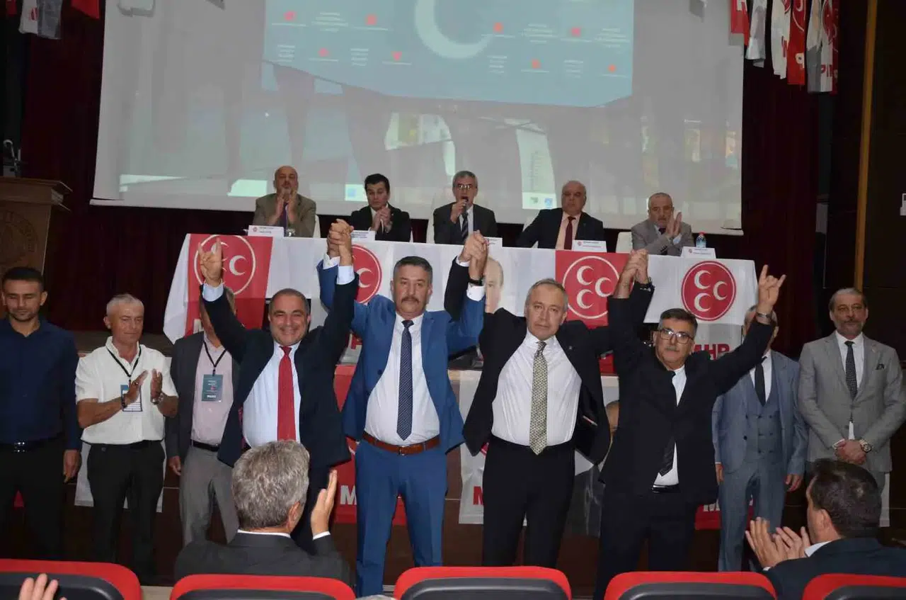 Kırkağaç MHP’de bayrak değişimi: Yeni dönem Muammer Aydın ile başlıyor