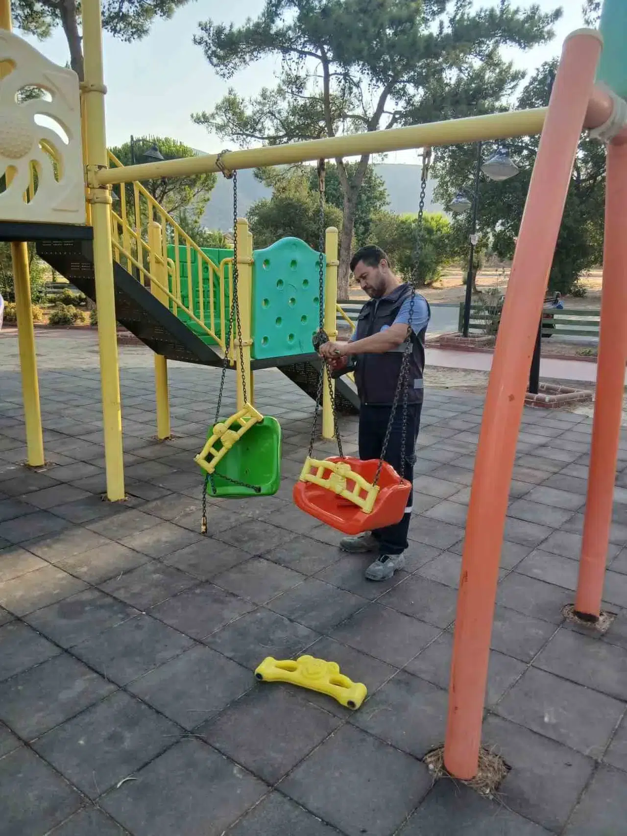 Didim’de parklar baştan aşağı yenileniyor: Çocuklar ve aileler için daha güvenli alanlar
