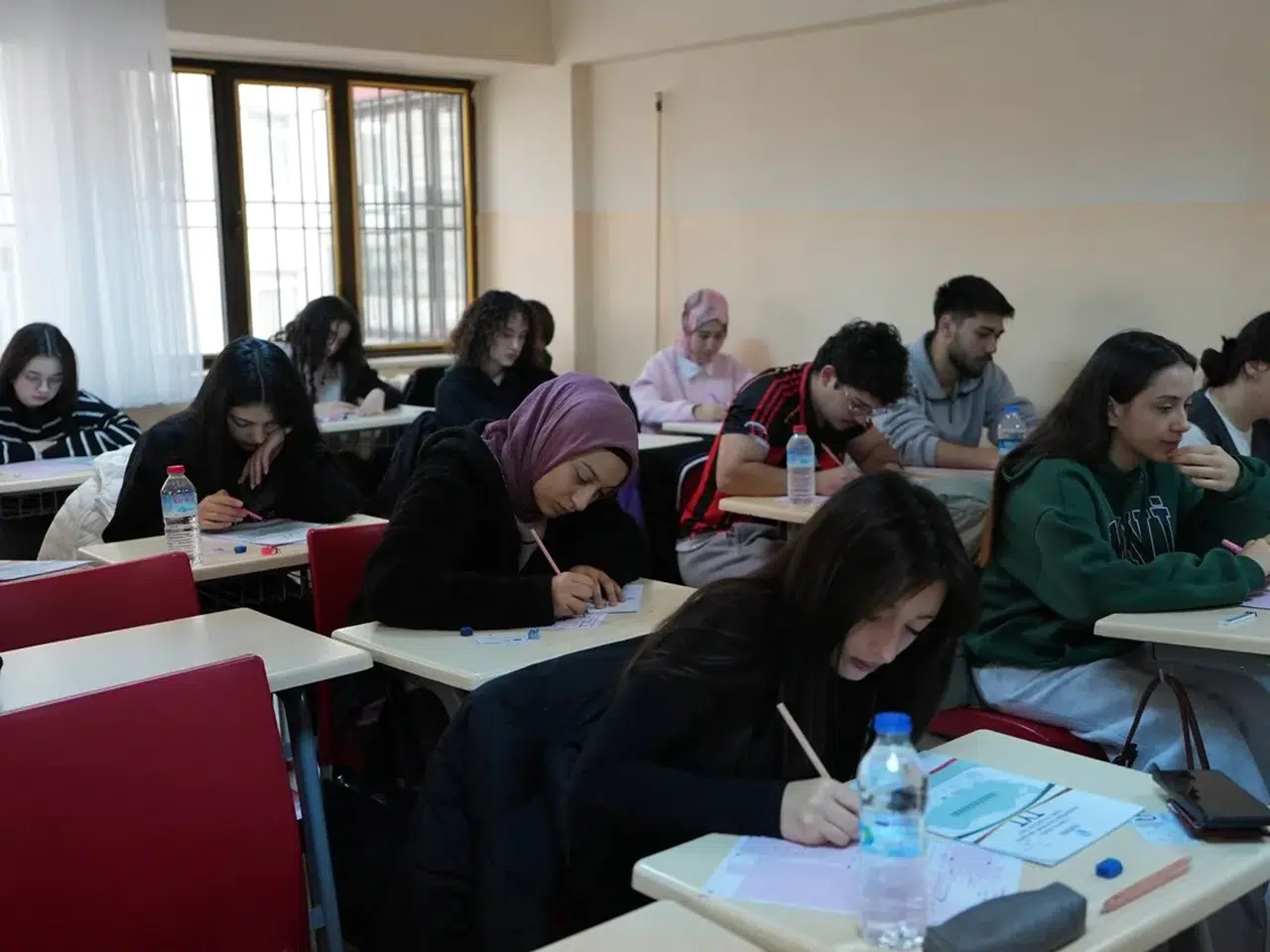 Denizli’de Eğitimde Fırsat Eşitliği: Ücretsiz Kurslardan Üniversiteye Uzanan Başarı Köprüsü
