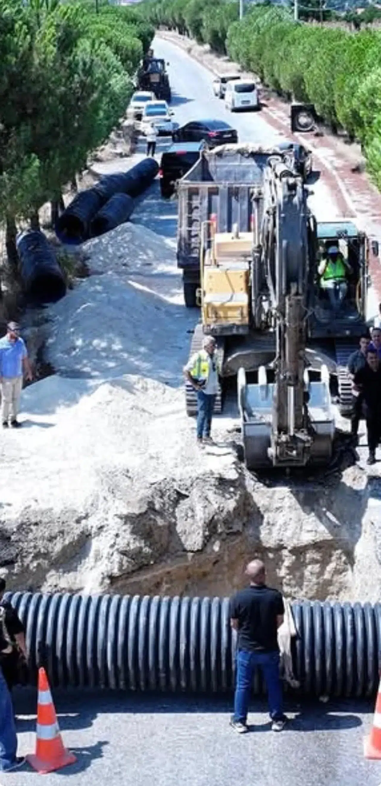 Buldan’da su baskınlarına karşı teknolojik çözüm: Yollar kazılmadan altyapı yenileniyor