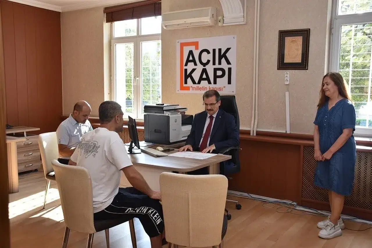 Salihli'de çözümün adresi Açık Kapı: Kaymakam Güldoğan bizzat masada