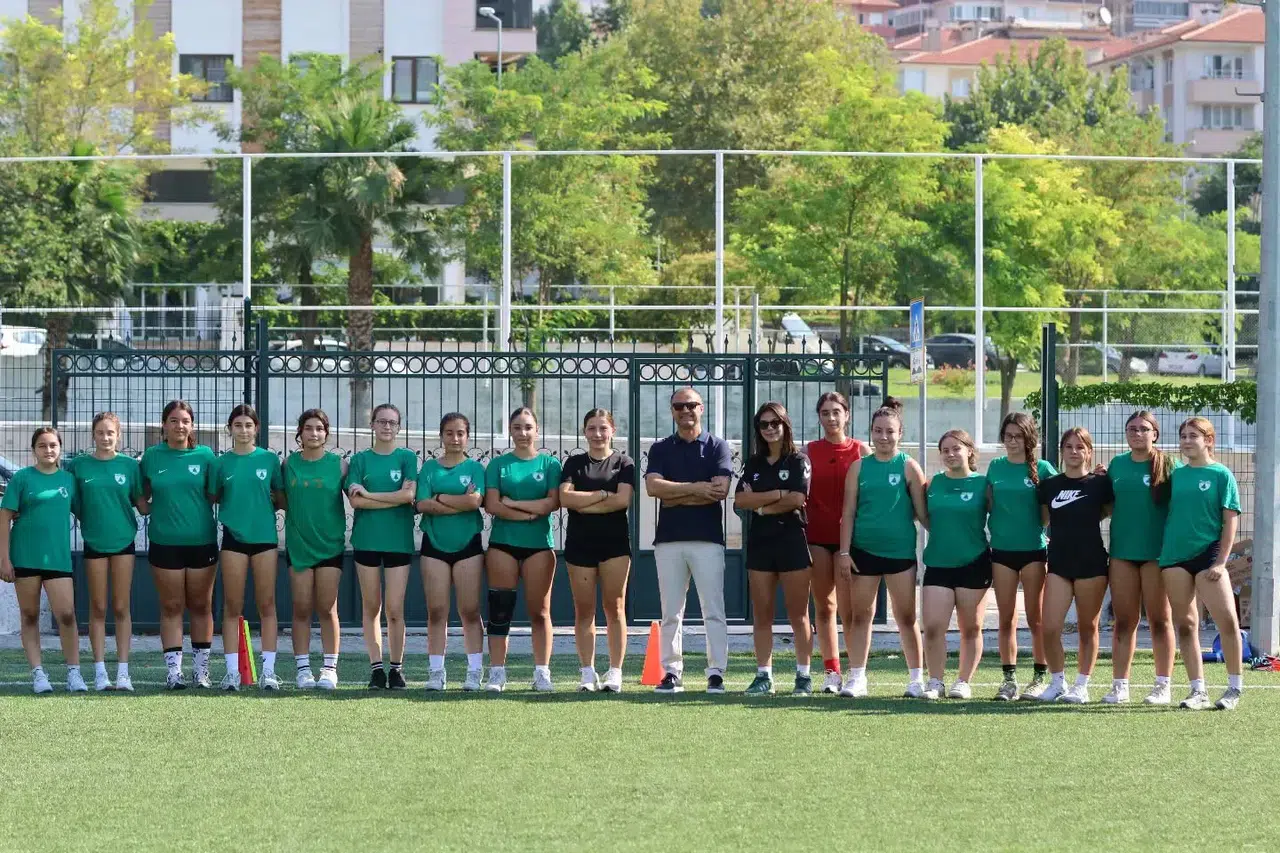 Muğlaspor’da hedef zirve: Başkan Kıyanç’tan voleybolculara tam destek