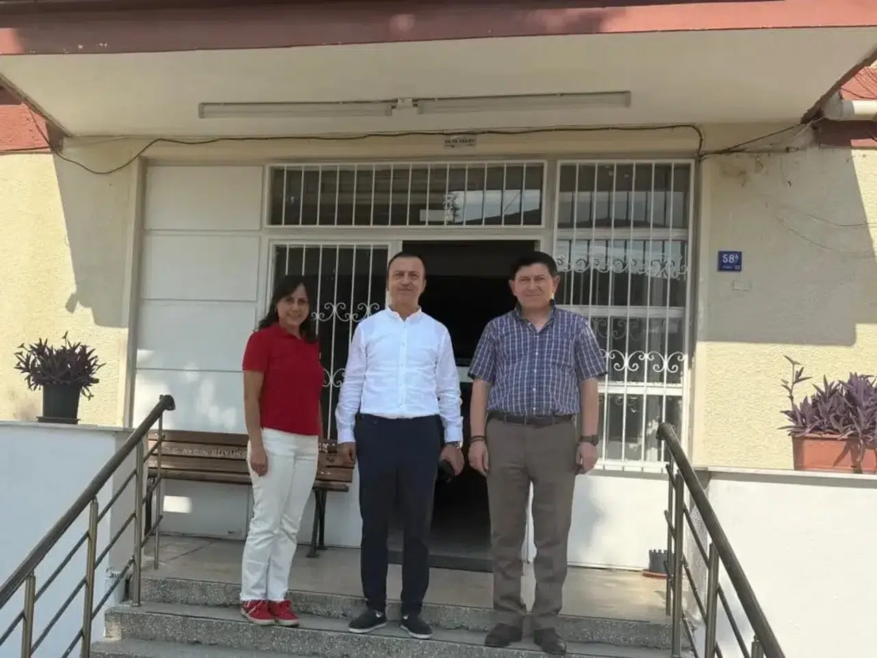 Yenipazar’da hayat boyu öğrenme vizyonu: Akyol’dan kurs merkezine tam not