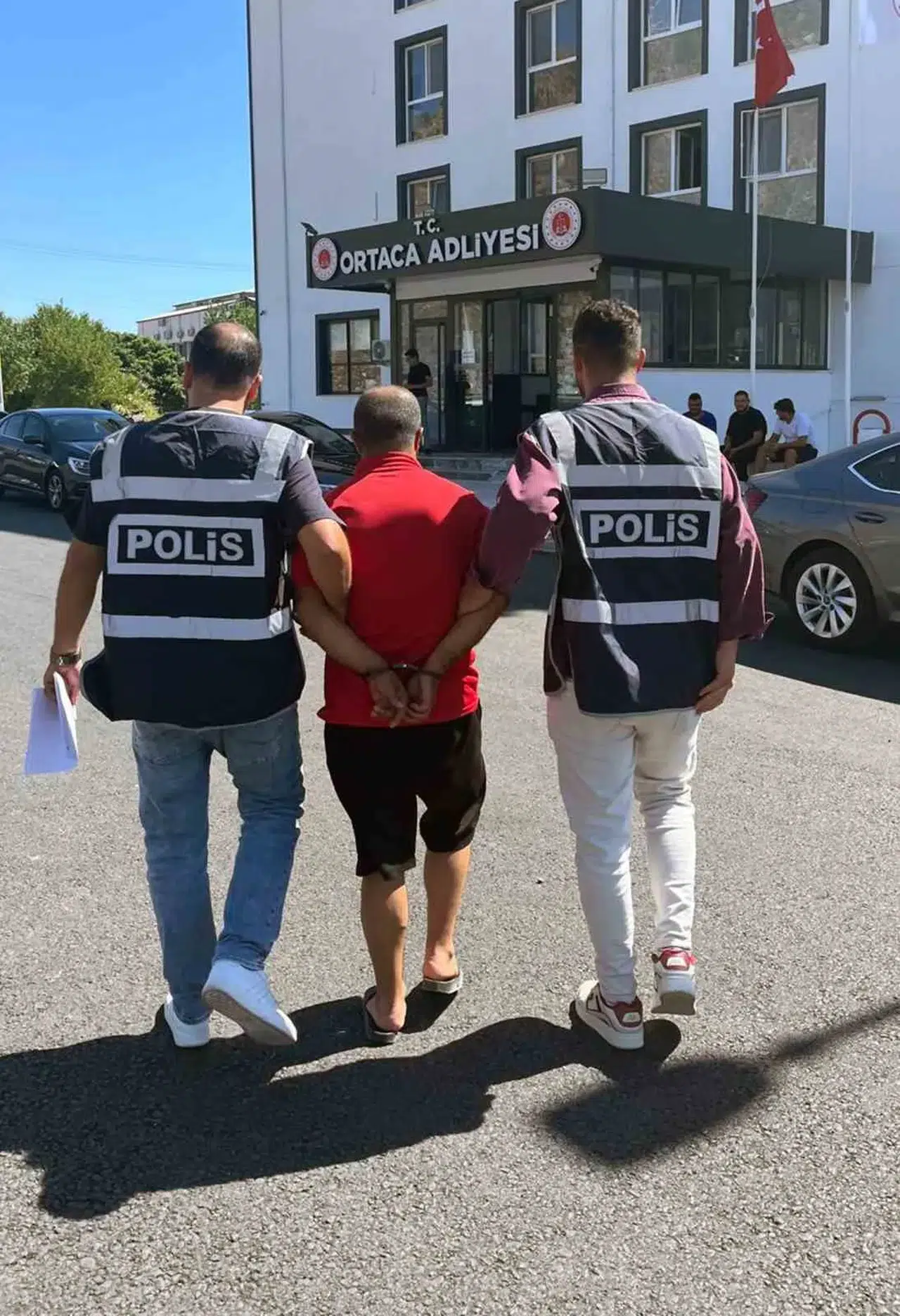 Kasten öldürme suçundan aranıyordu: Dalaman’da kıskıvrak yakalandı