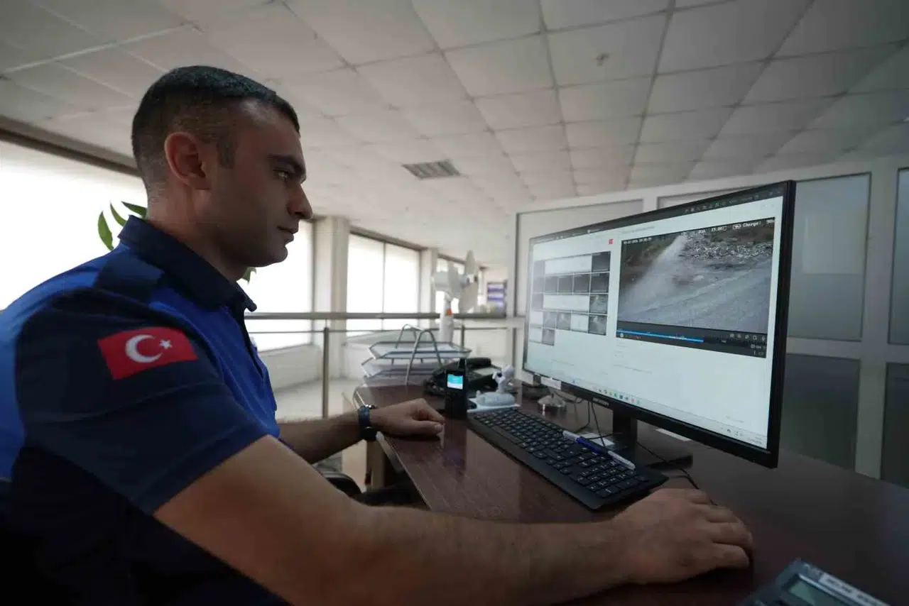 Manisa'da çevreyi kirletenlere teknolojik takip: 27 numaralı kamera affetmedi