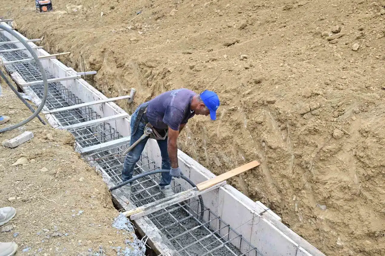Gördes’te üreticinin yüzünü güldürecek dev hamle: Kıranköy’de su depolama dönemi başlıyor