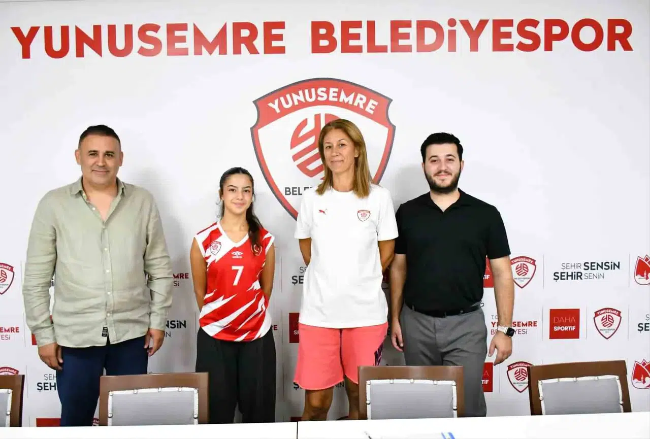 Yunusemre Belediyespor savunma hattını genç yetenekle güçlendirdi