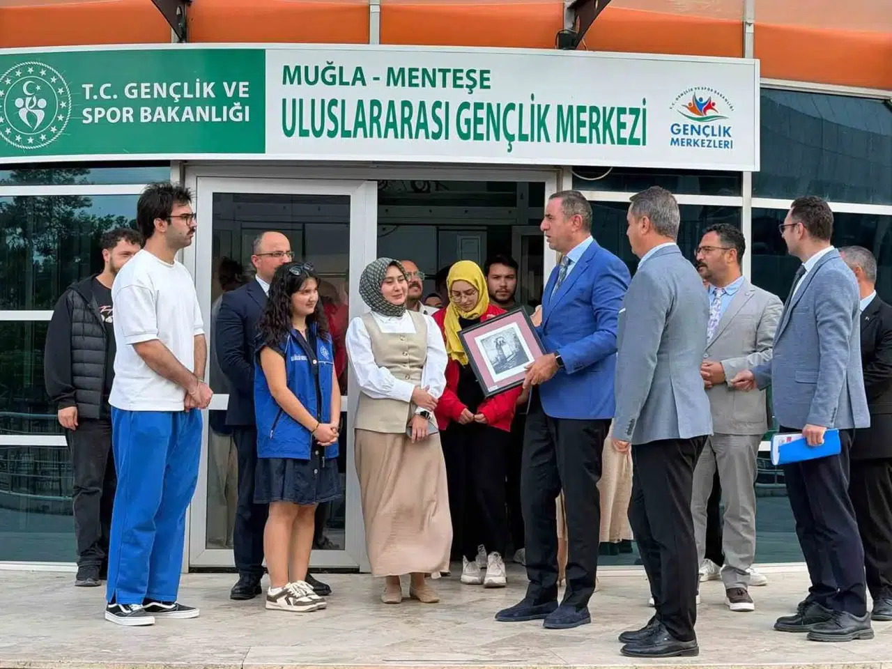 Muğla’da teknoloji rüzgarı: Vali Yardımcısı Cehveroğlu gençlerin projelerini yerinde inceledi