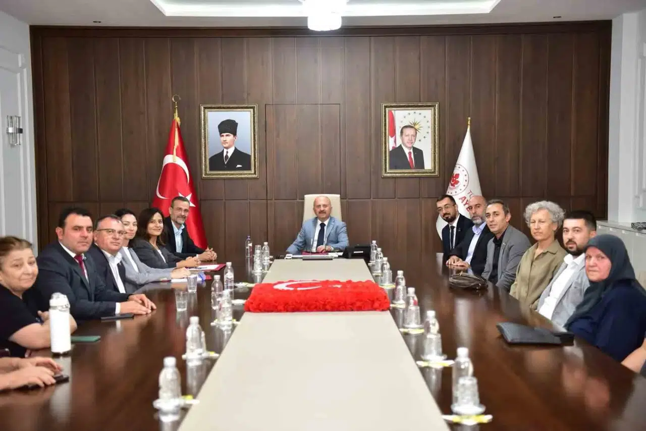 Aydın Valiliği’nde vefa buluşması: Kapılar kahramanlar için açıldı