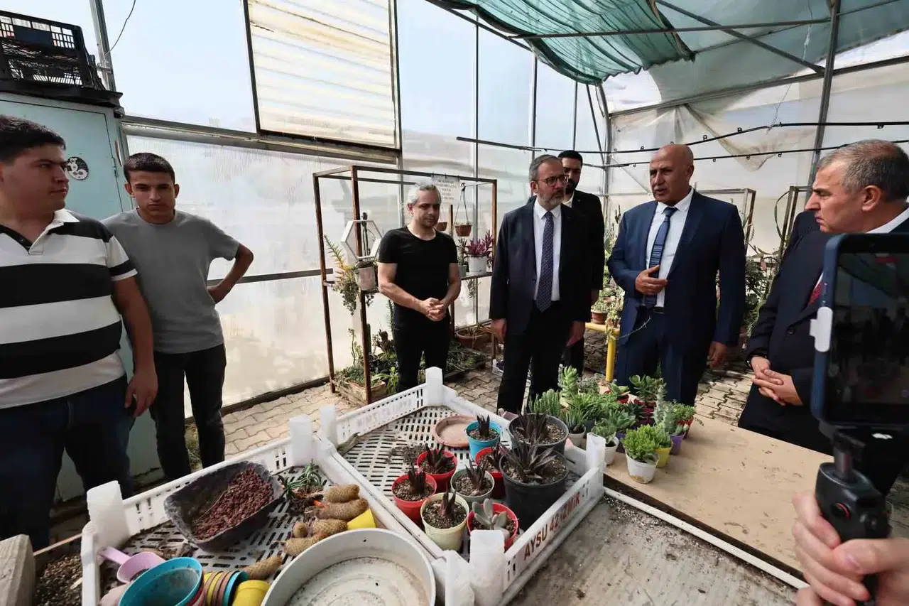 Özel eğitimde "farklılıklar" vurgusu: Kasapoğlu yeni dönemi İzmir’de karşıladı