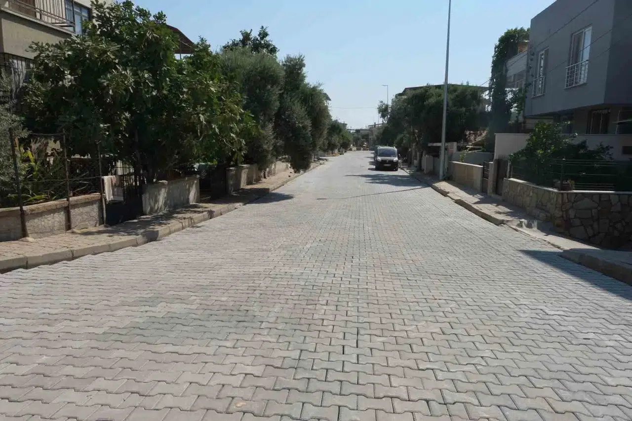 Nazilli'de asfalt seferberliği: 19 noktada sona gelindi