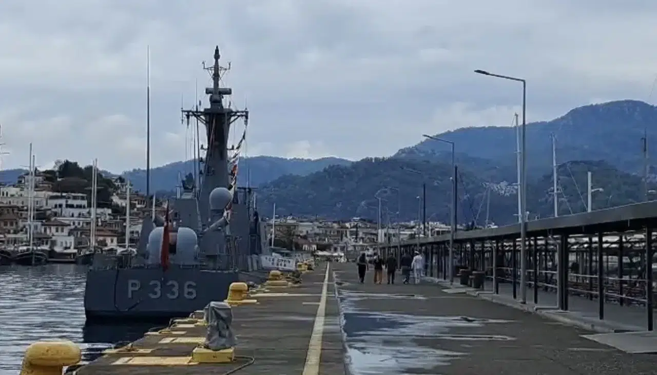 Mavi Vatan’ın çelik yumruğu Marmaris’te: TCG Zıpkın kapılarını halka açtı