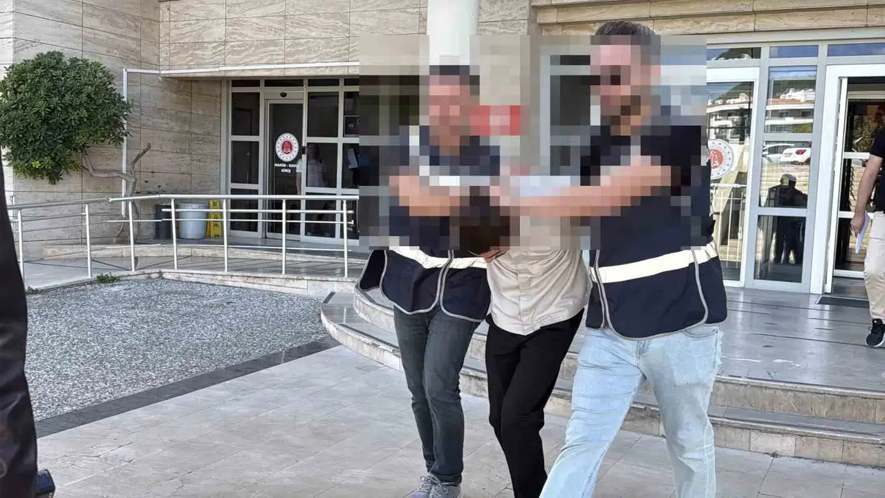 Menteşe'deki çirkin saldırıya yargıdan geçit yok: Büstü söken şüpheli cezaevinde