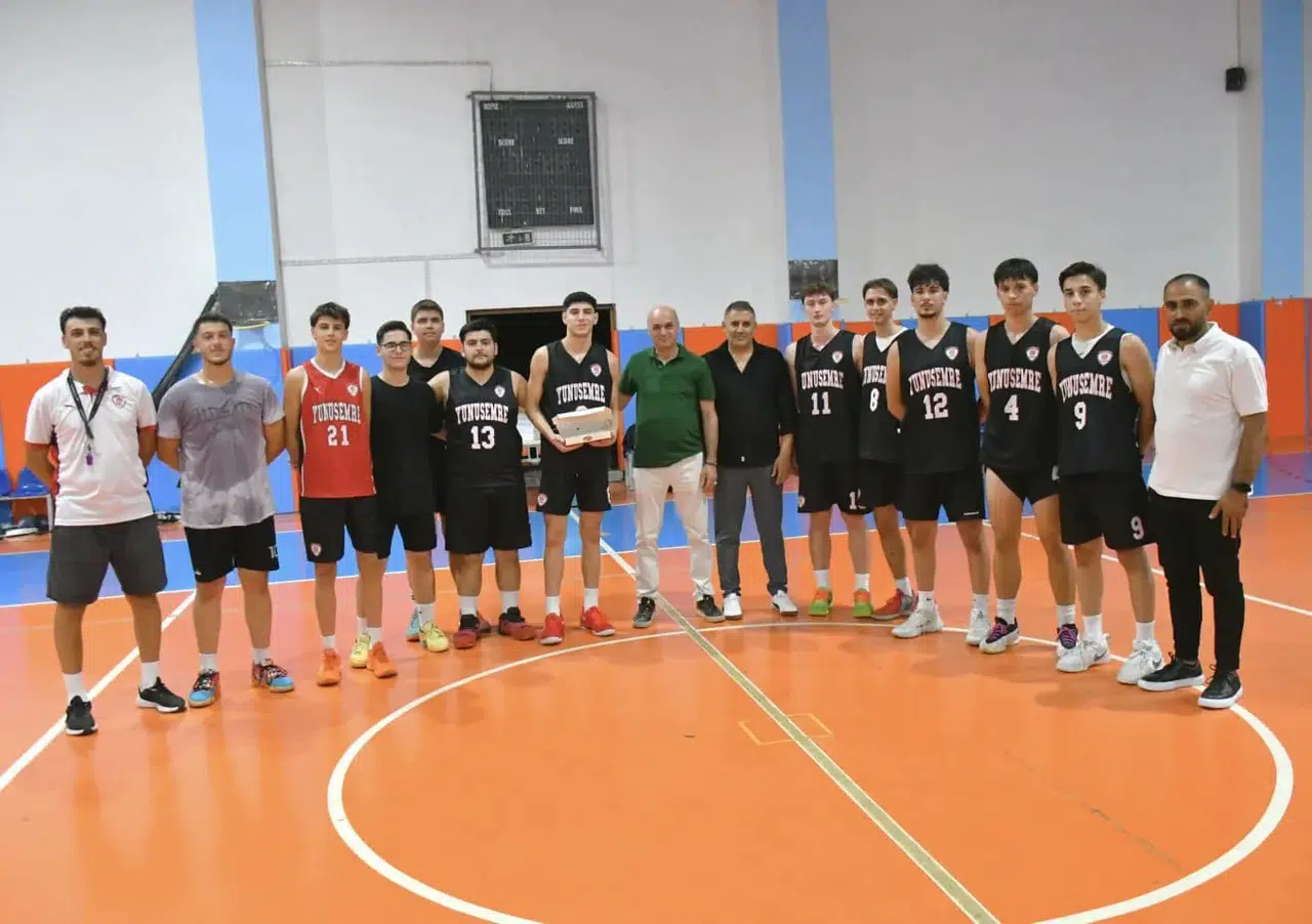 Yunusemre Belediyespor’da yeni dönem: Parkede gençlik rüzgarı esecek