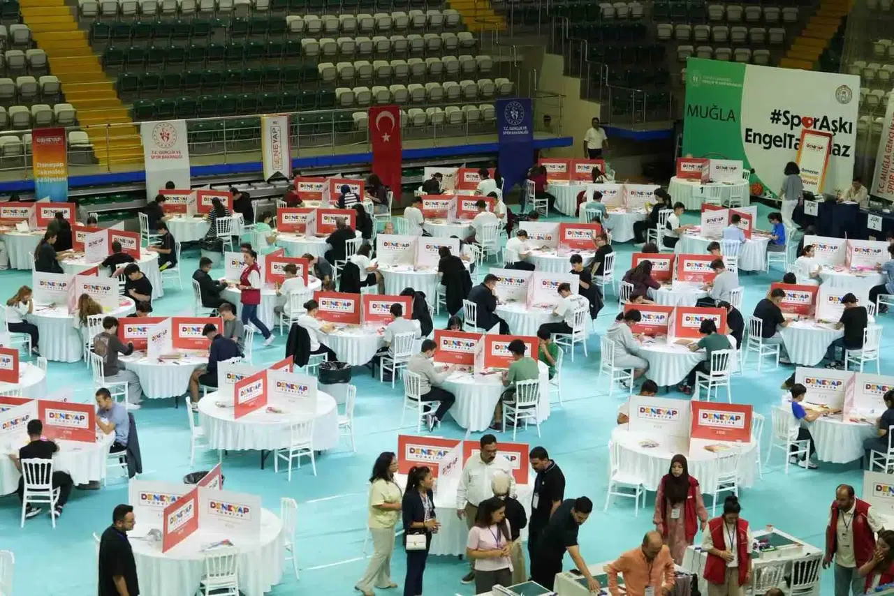 Muğla’da teknoloji rüzgarı: Geleceğin mühendisleri sınavda ter döktü