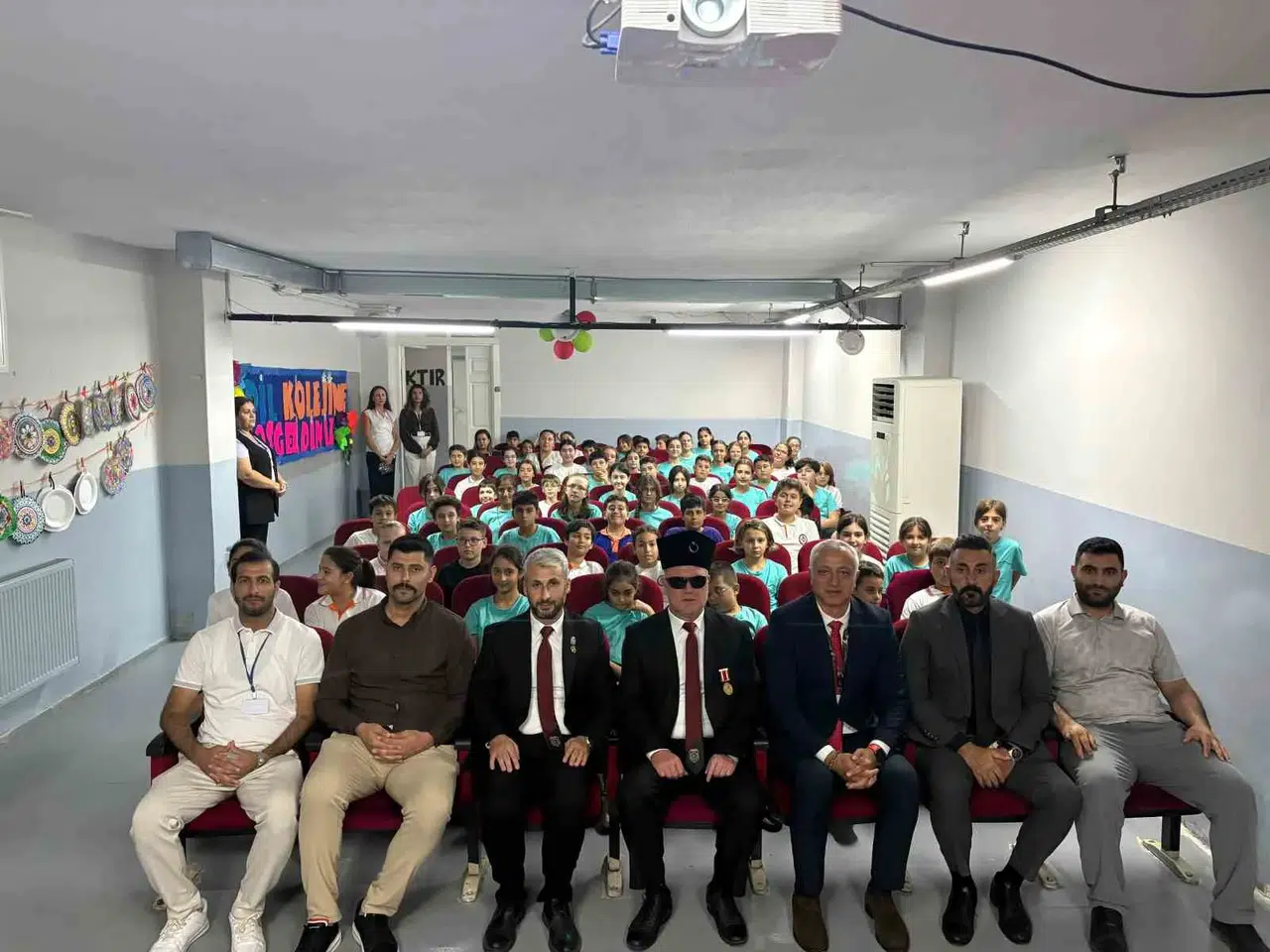 Gazilerden gençlere duygusal mesaj: Sizin başarınız bizim şifa kaynağımız