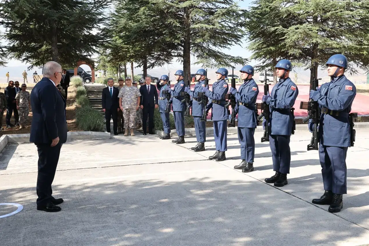 Bakan Güler’den Afyonkarahisar’da kritik savunma denetimi
