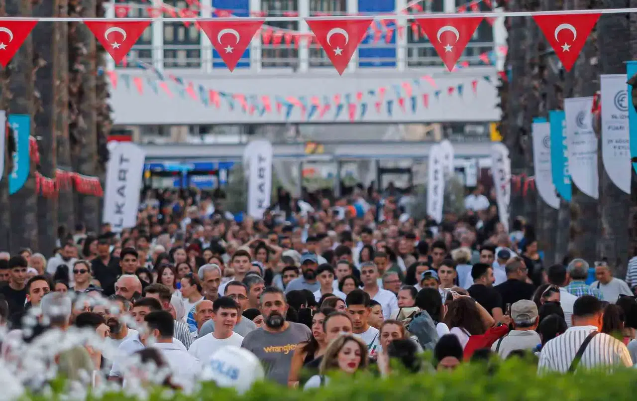 95. İEF’te Bu Yıl Sahne Sadece Sahnede Değil: İnteraktif Deneyimler ve Sürpriz Performanslar Kültürpark’ı İkiye Katlayacak