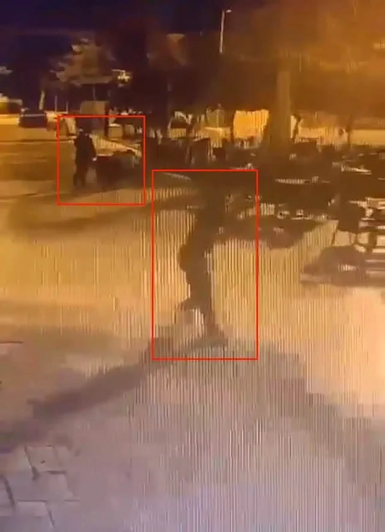 Çiğli’de gece yarısı dehşeti: Belediye kafesine motosikletli saldırı