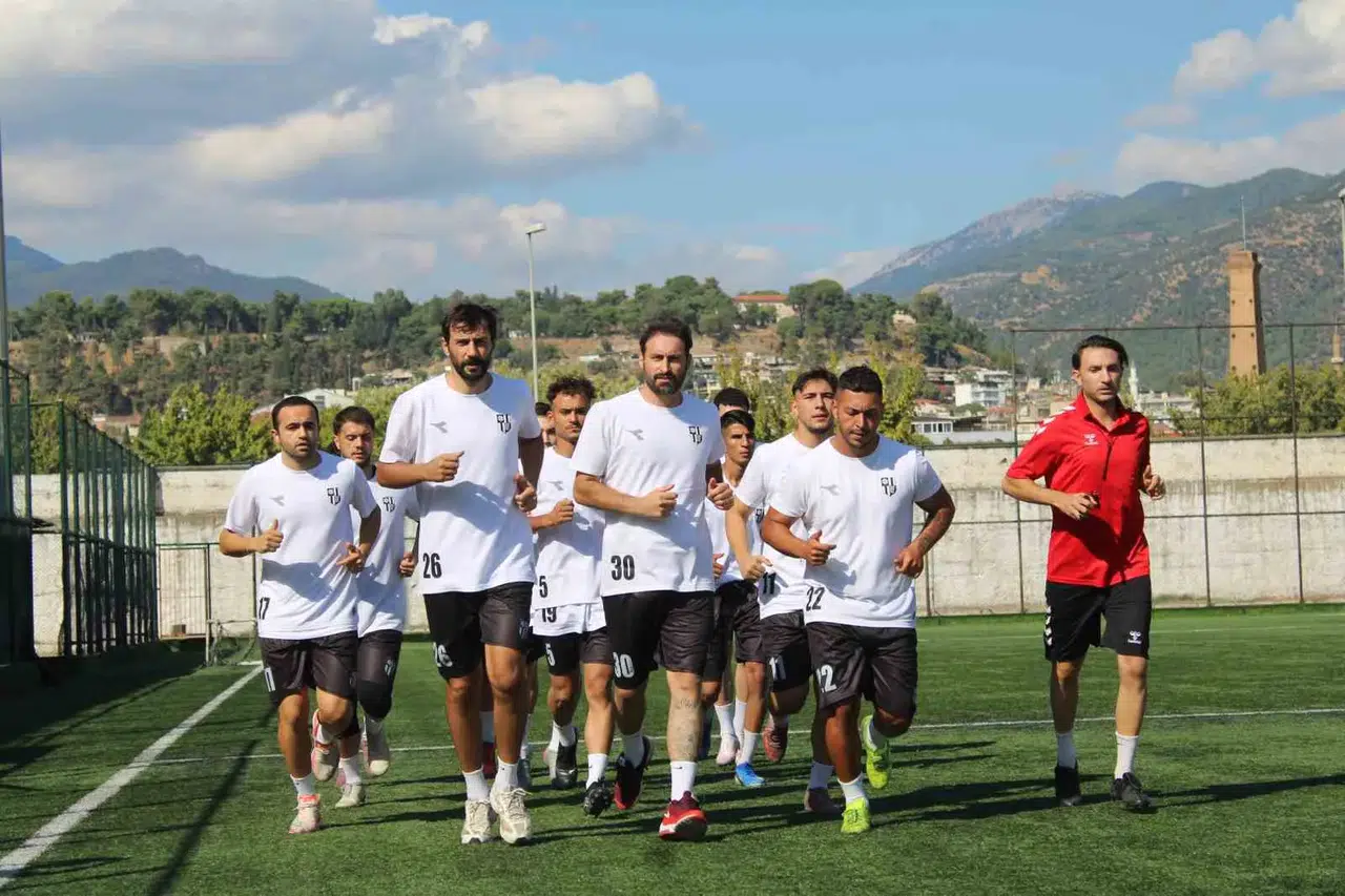 Aydınspor’da şampiyonluk ateşi yakıldı: Hedef yeniden zirve