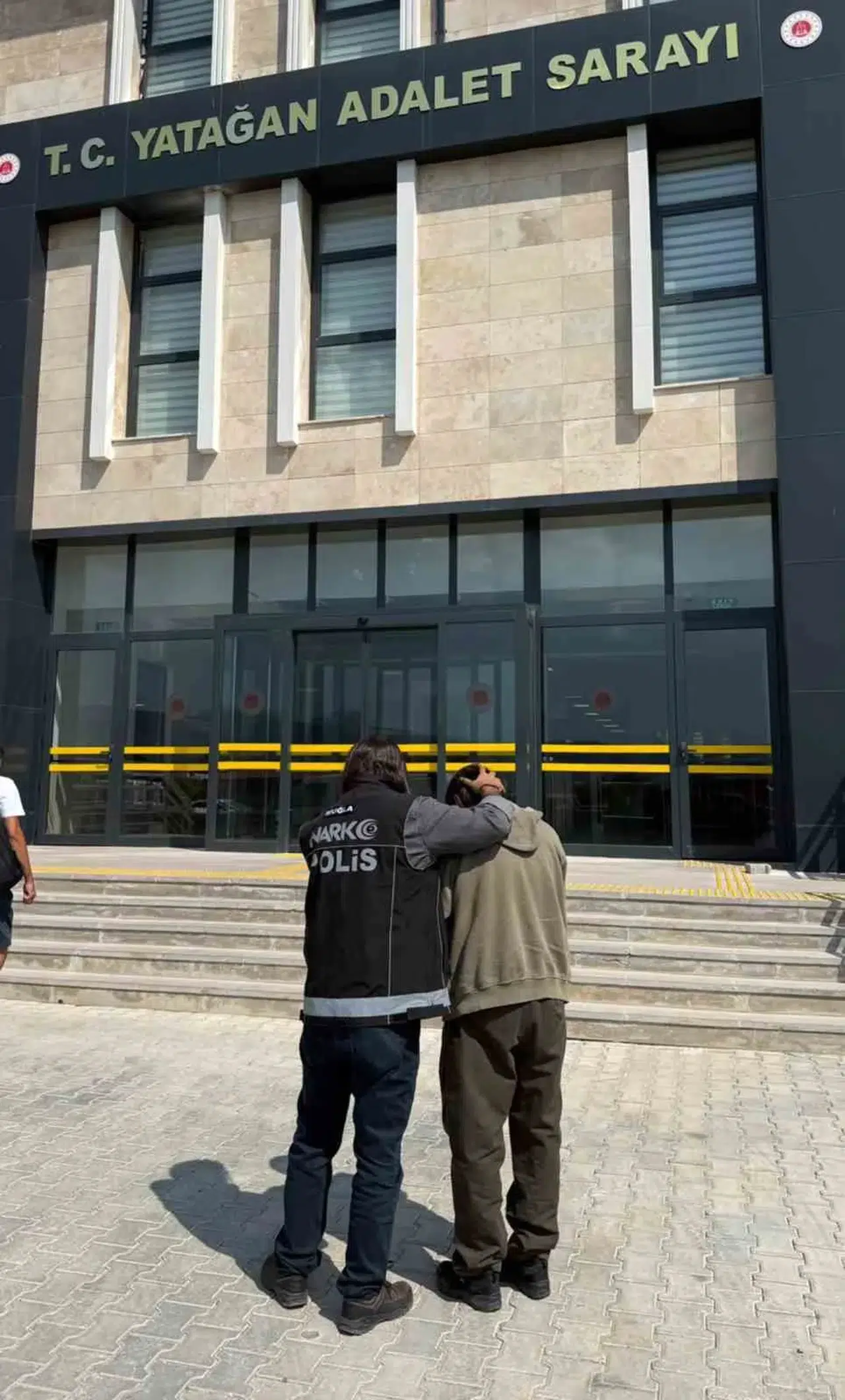 Muğla narkotik ekiplerinden zehir tacirlerine ağır darbe: İki tutuklama