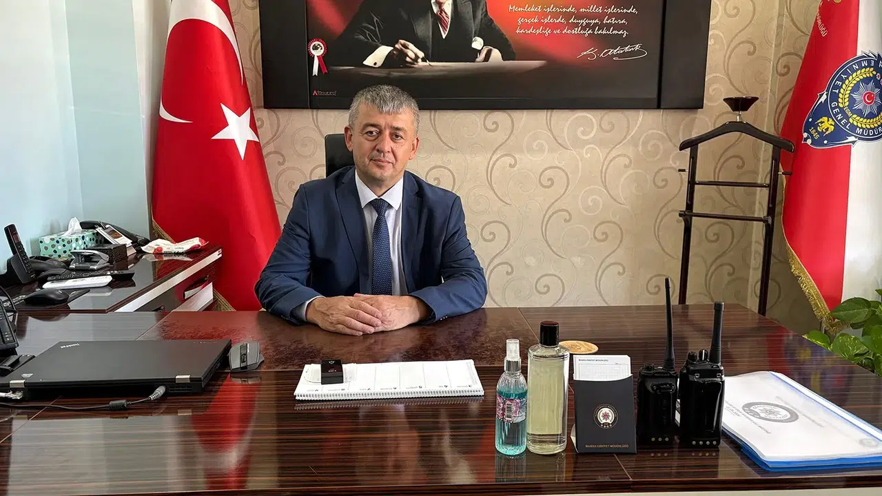 Kula Emniyeti'nde bayrak değişimi: Yeni müdür mesaiye başladı