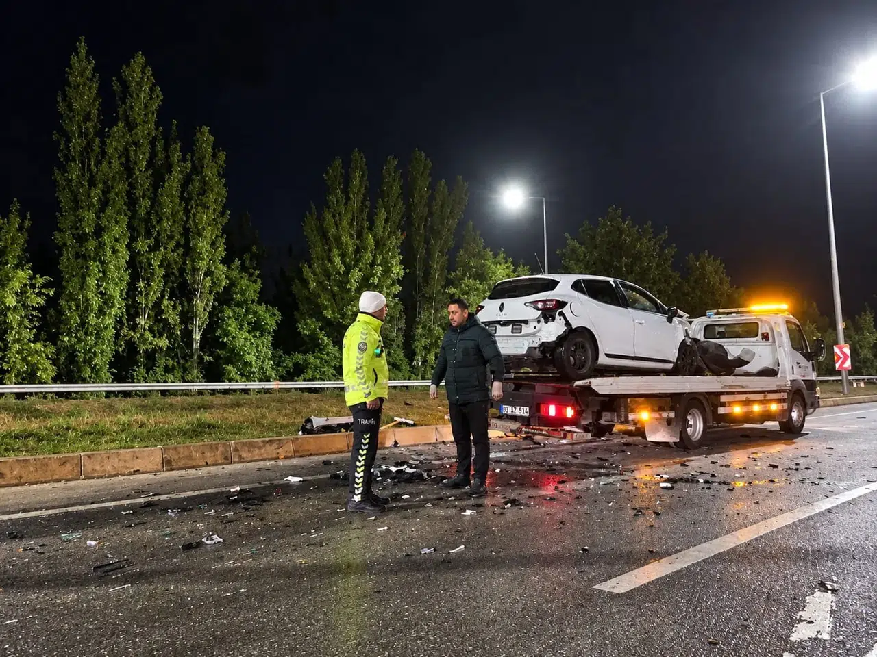 Afyonkarahisar’da trafik kazası: İl Başkanı Mısırlıoğlu ve oğlu yaralandı