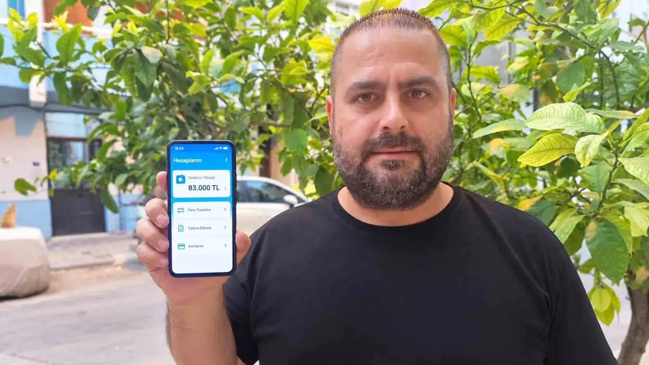 Buca’da esnafın vicdan sınavı: Yanlışlıkla yatan 83 bin liranın sahibi aranıyor