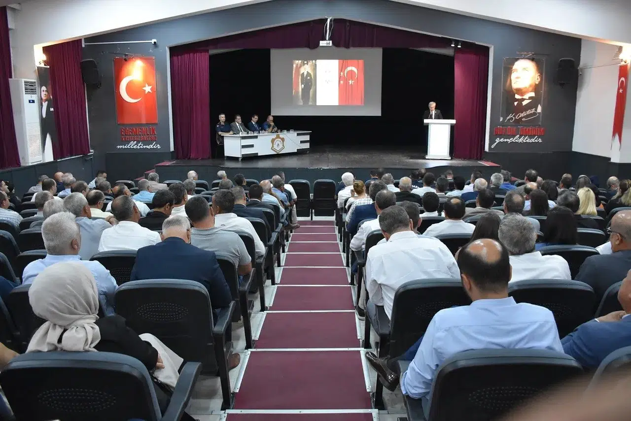 Salihli’de okul zili huzurla çalacak: Öğrenciler için geniş kapsamlı güvenlik kalkanı