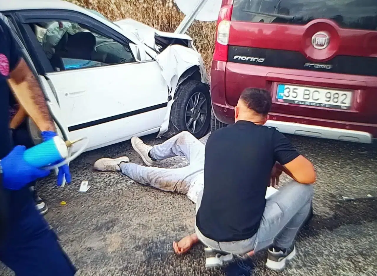 Kiraz yolunda kural hatası can yaktı: 8 kişi hastanelik oldu