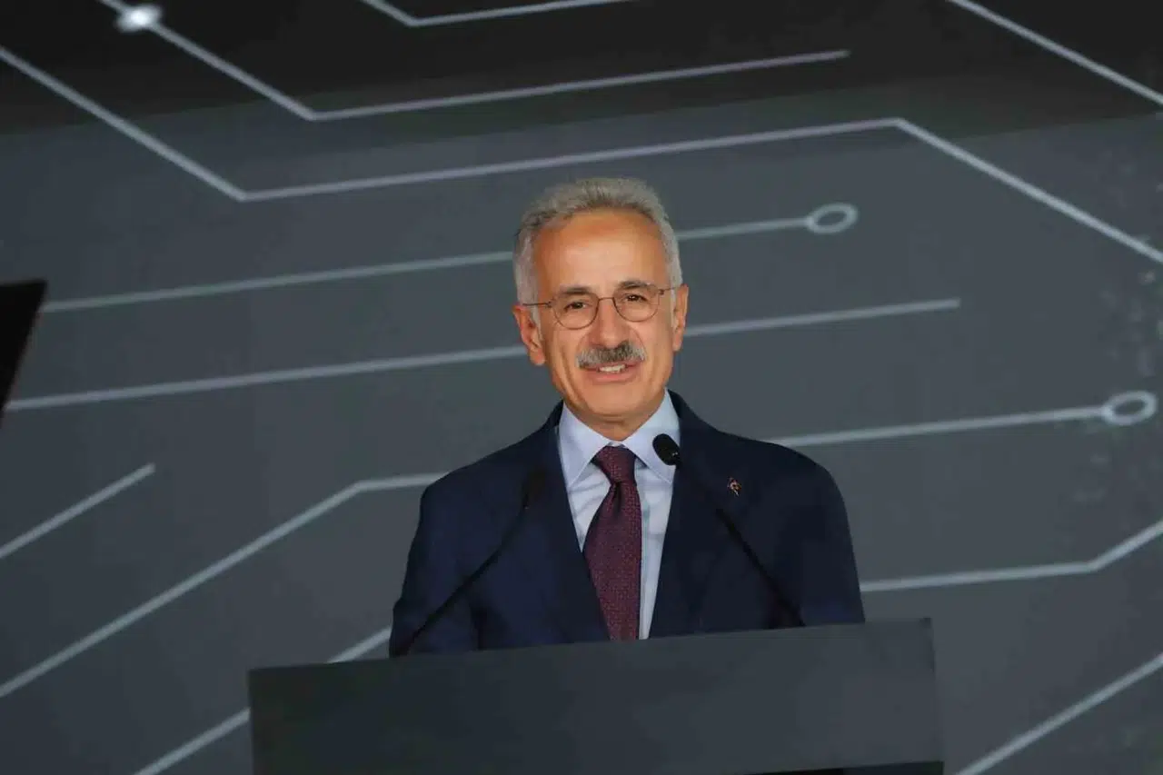 Dijital geleceğin kalesi İzmir'de yükseliyor: 5G'de dev abone sayısı