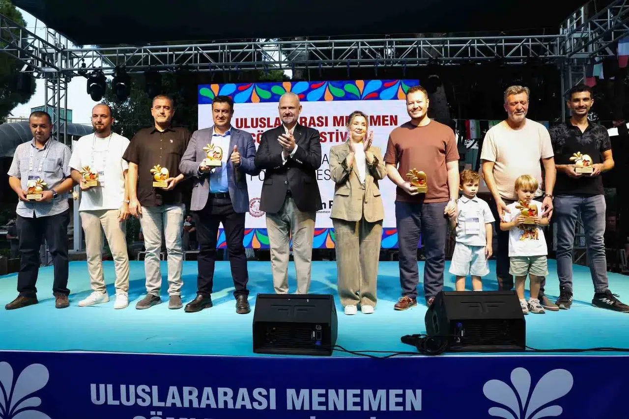 Menemen’de çömleğin dünya şampiyonları belli oldu: Toprak sanatla hayat buldu