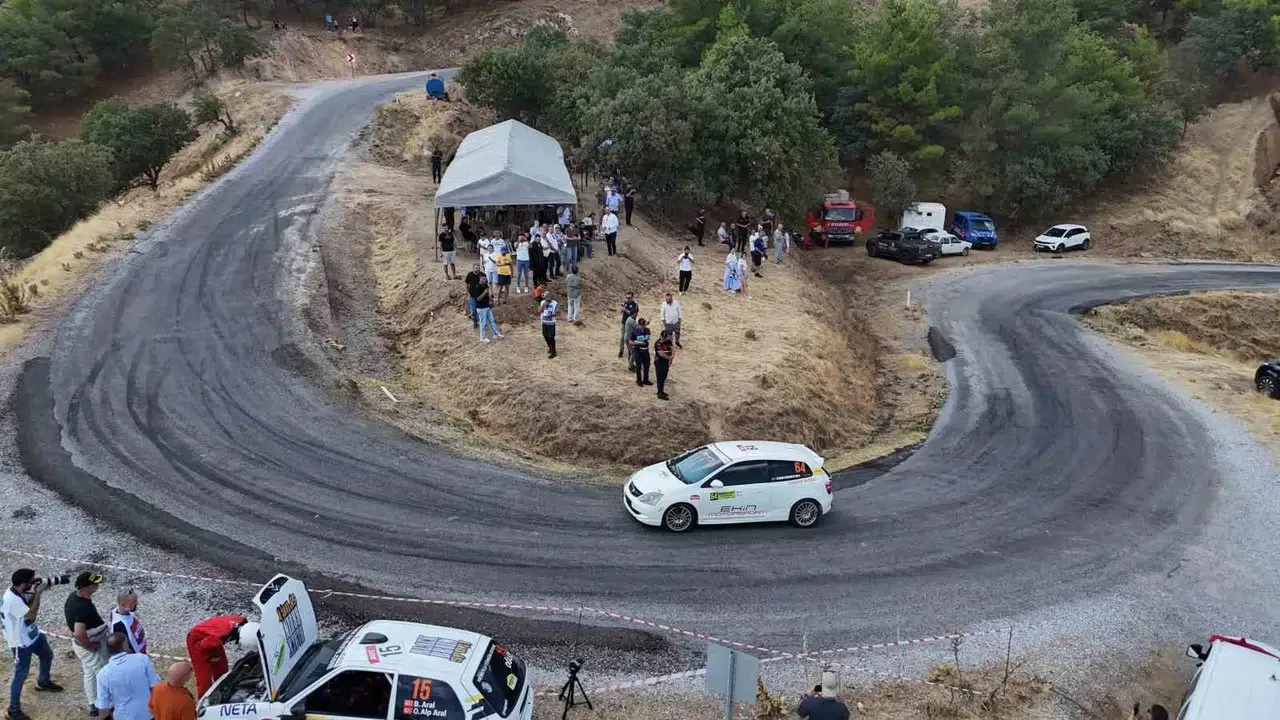 Buharkent’te motor sesleri kurtuluş coşkusuyla yükselecek: 6. Tırmanma Yarışı başlıyor