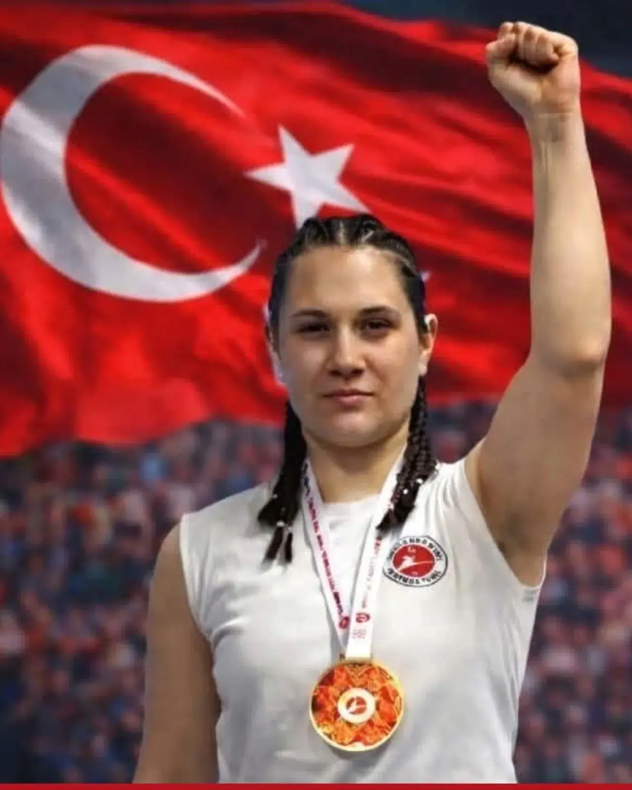 Denizli'nin gururu ringde tarih yazdı: Dünya ikinciliği Hilal Bayhan'ın ellerinde