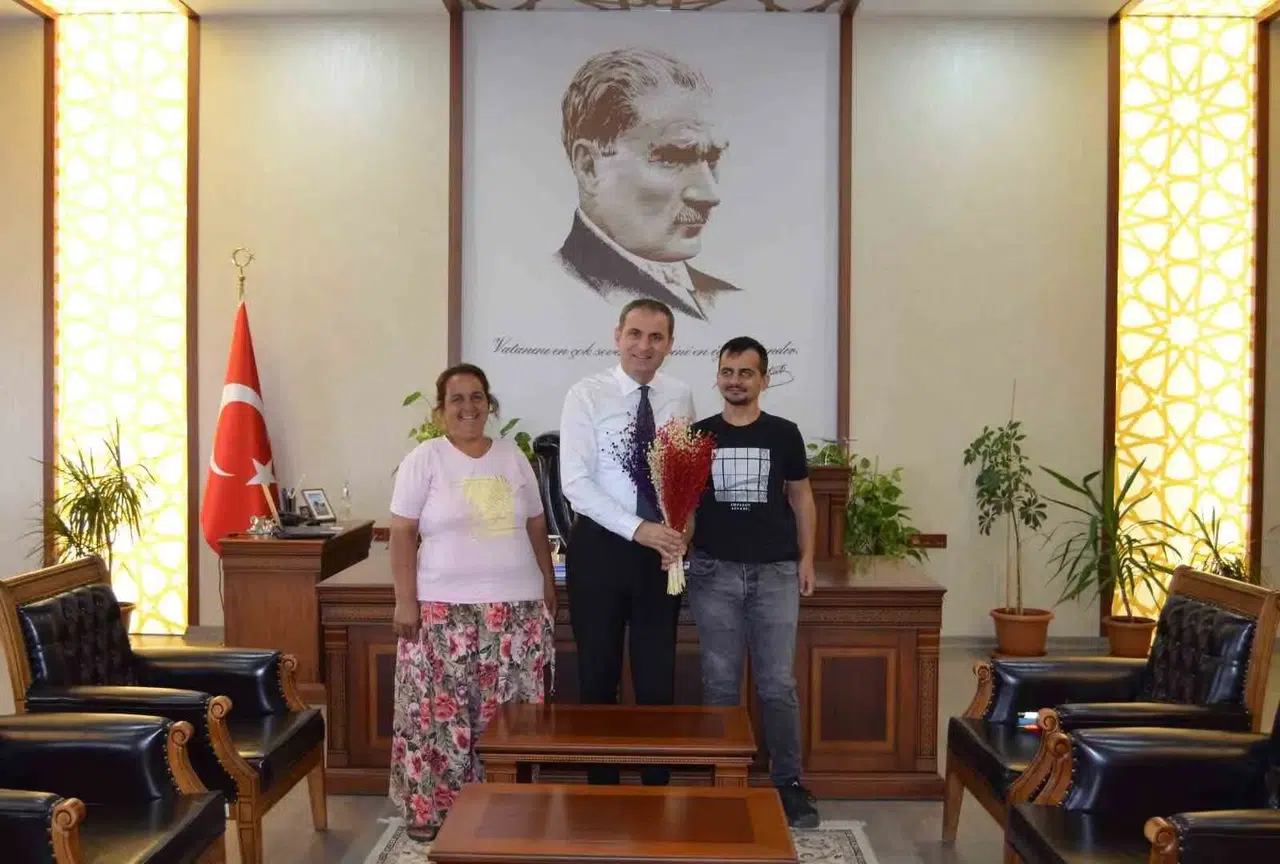 Karanlığı azmiyle aydınlattı: Özcan Şaylı üniversiteli oldu