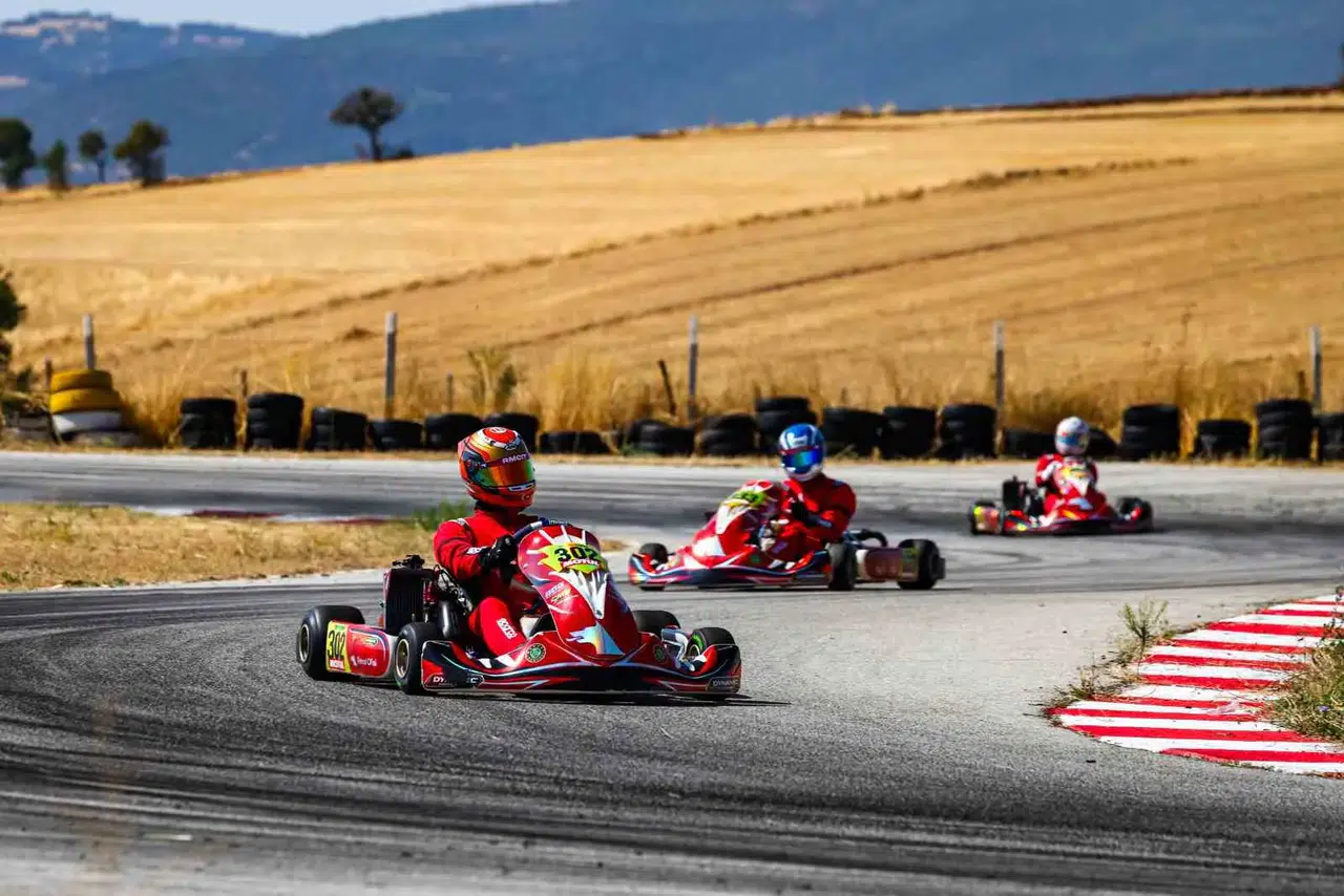 Uşak pistinde zafer turu: Dynamic Racing Team rakiplerine fark attı