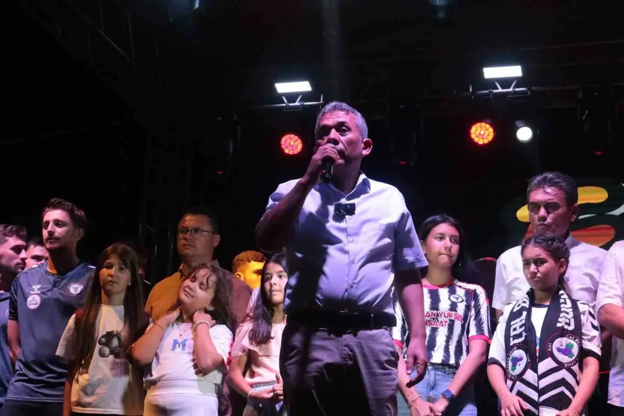 Çal’da şampiyonluk rüzgarı: 3. Lig hedefi festival coşkusuyla duyuruldu