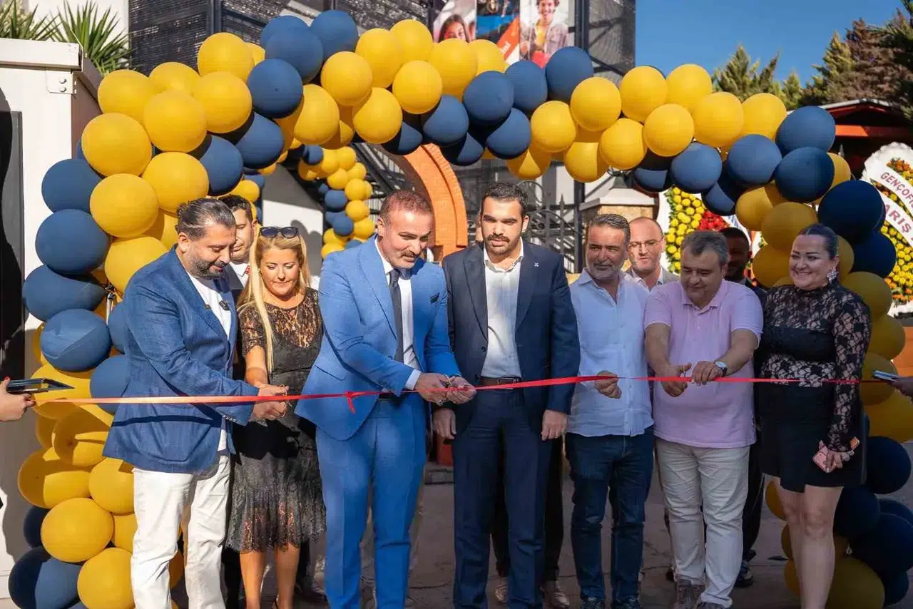 Güzelbahçe’de eğitimde çıta yükseldi: Radikal’in yeni kampüsü hizmete girdi