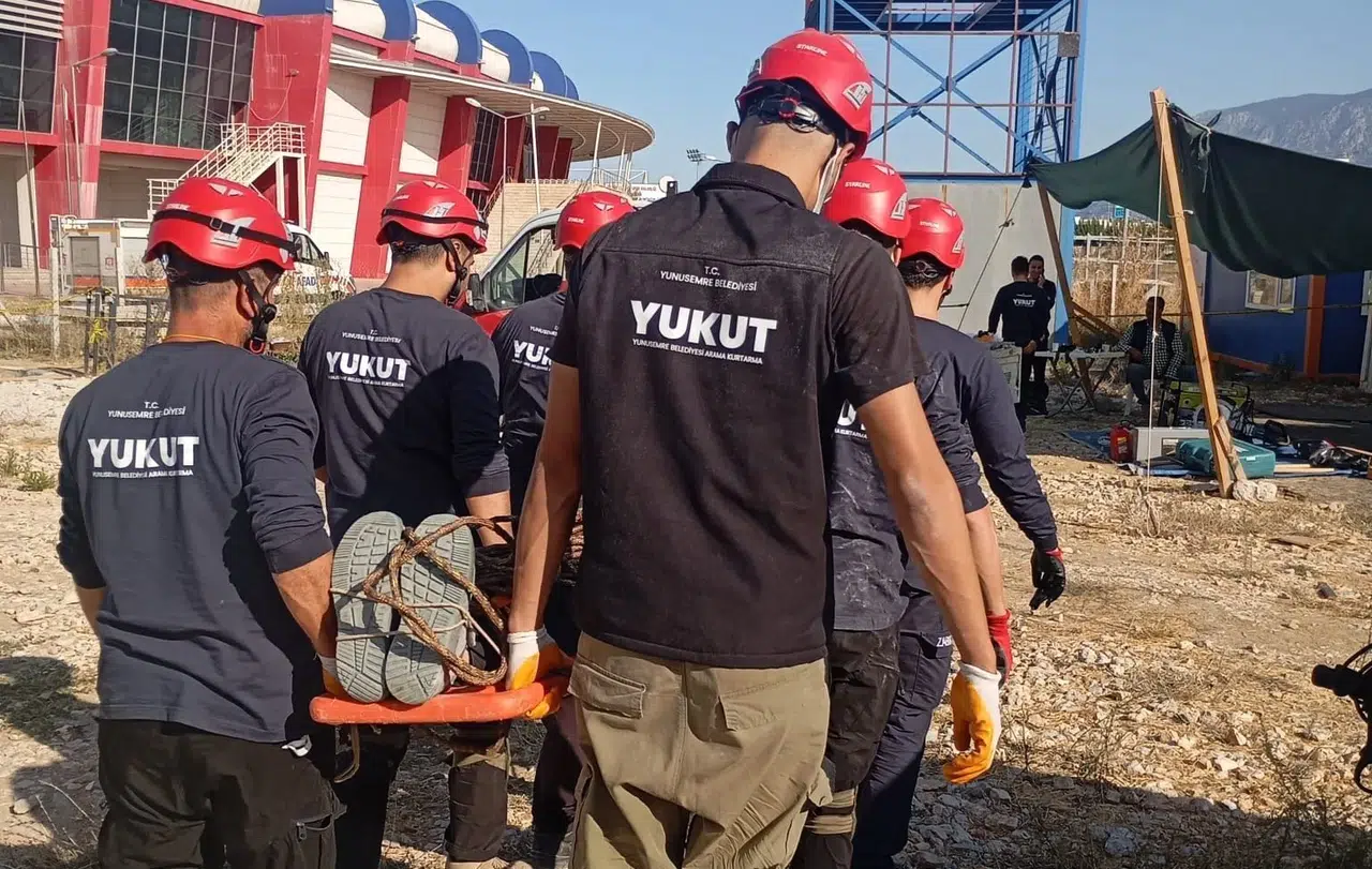 Yunusemre'nin kahramanları sınav yolunda: YUKUT zorlu parkurlarda ter döküyor