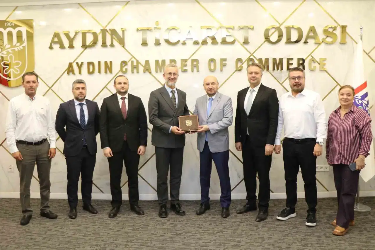 Aydın iş dünyası rotayı Ukrayna’ya çevirdi: Büyükelçi Dzhelialov AYTO’da ağırlandı