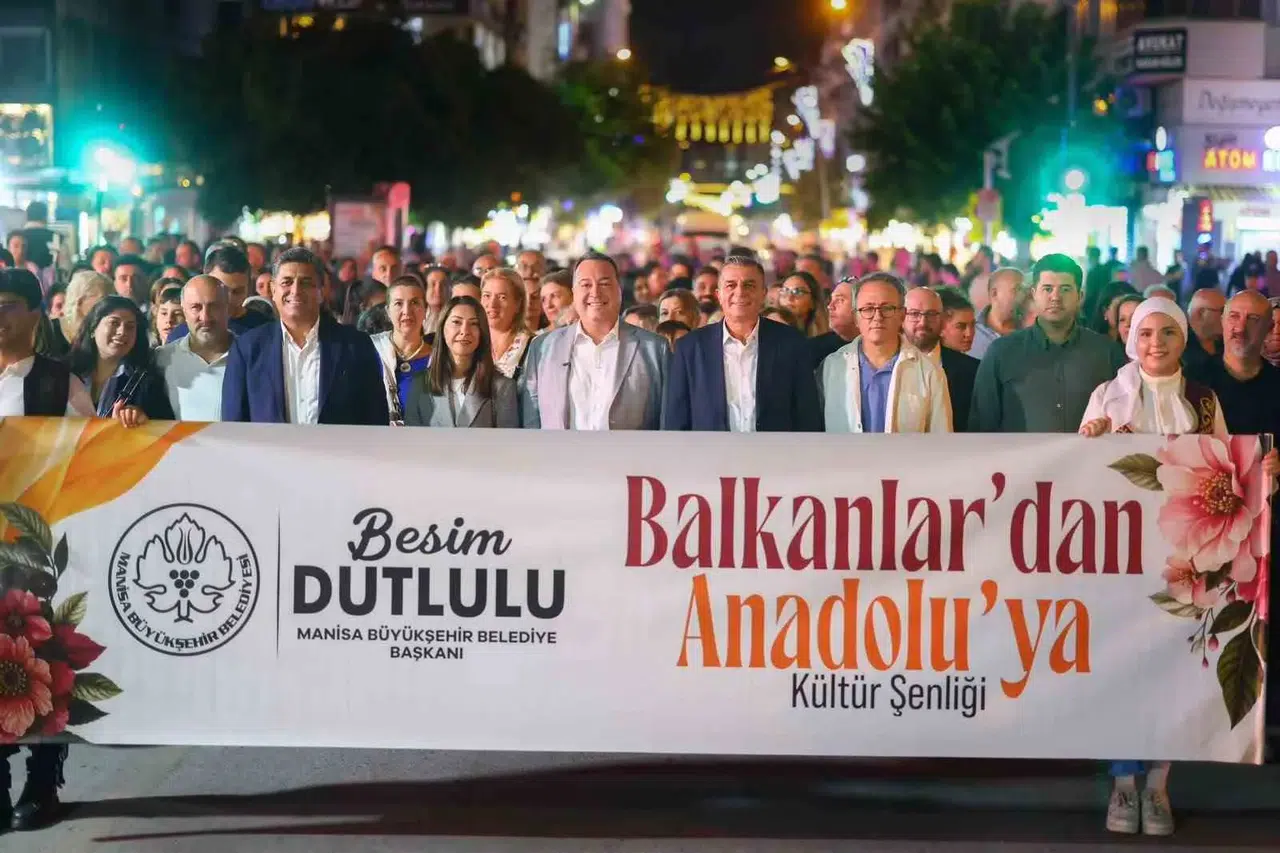 Manisa’da Balkan esintisi: Candan Erçetin ile coşkulu final