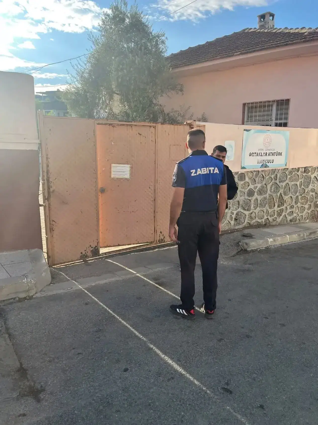 Germencik'te minik öğrencilere zabıta kalkanı: Başkan Zencirci'den kritik mesaj