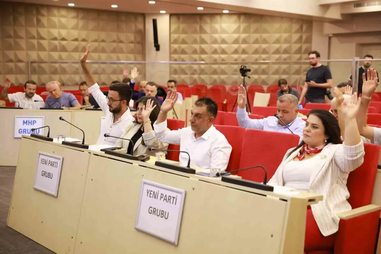 Şehzadeler meclisinde yoğun mesai: 34 kritik karar onaylandı