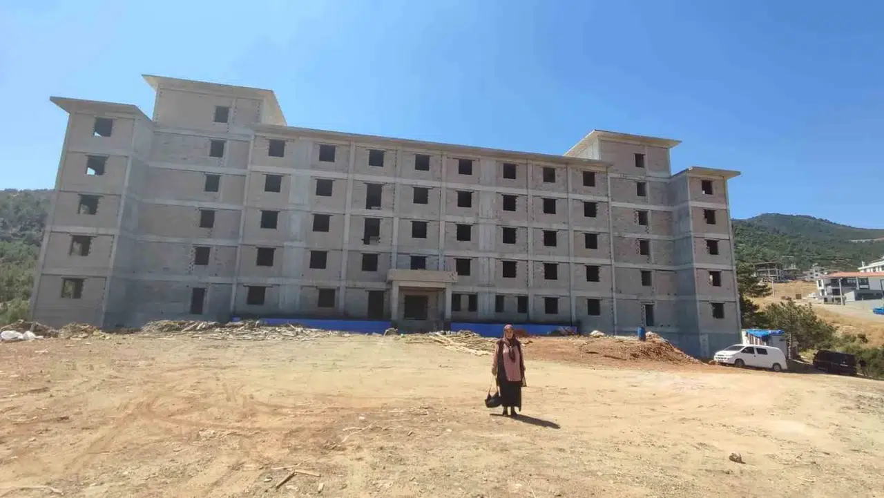 Hollanda’dan Denizli’ye vefa köprüsü: 32 bin Euro’luk bağış eşinin adına hayat buldu