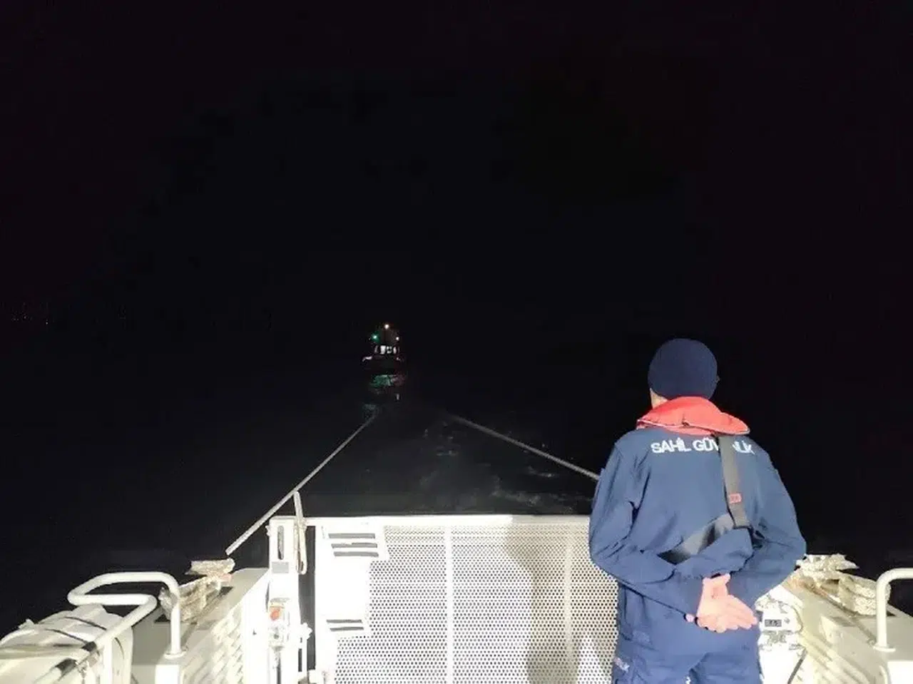 Didim açıklarında gece operasyonu: Kaçış planı sahil güvenlik engeline takıldı