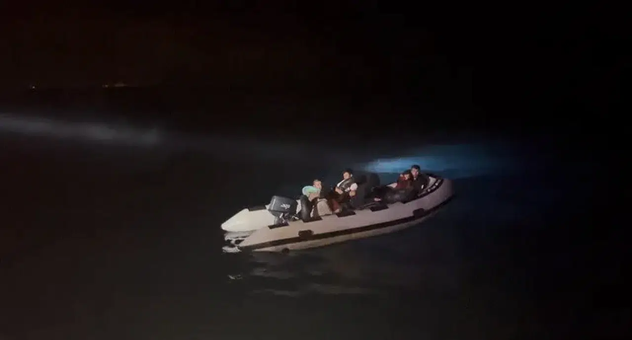 Didim açıklarında ölümle burun buruna gelen göçmenlere Sahil Güvenlik yetişti