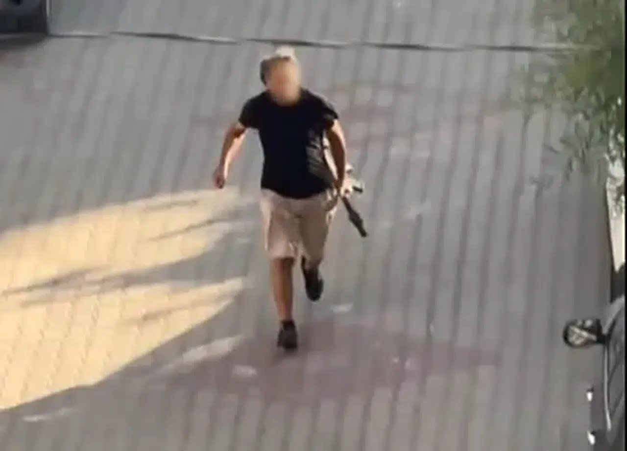 Buca’da sokak ortasında dehşet anları: Pompalı tüfekle dehşet saçtı