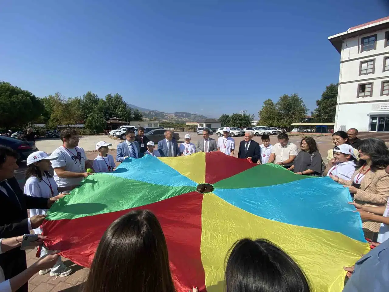 Alaşehir’de özel öğrenciler için bilim ve sanat dolu beş gün
